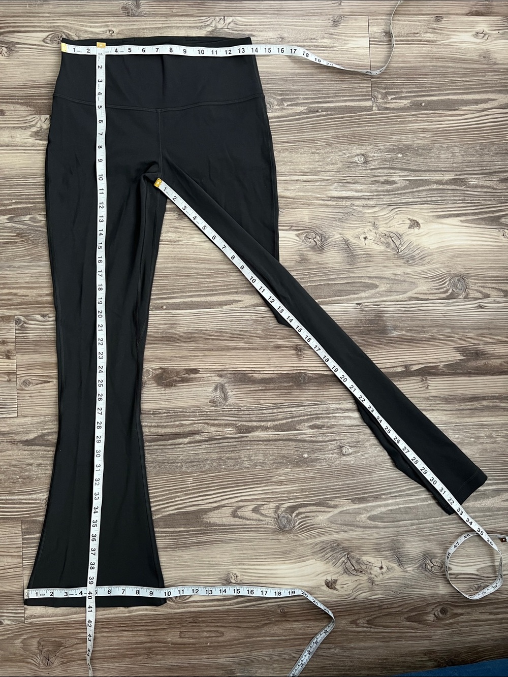 Lululemon Align High-Rise Mini-Flared Pant *Regular Grey Size 10 Small Flaw - Picture 11 of 11
